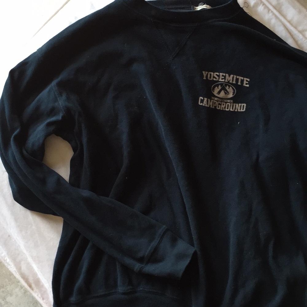 Brandy Melville Navy Yosemite Sweatshirt